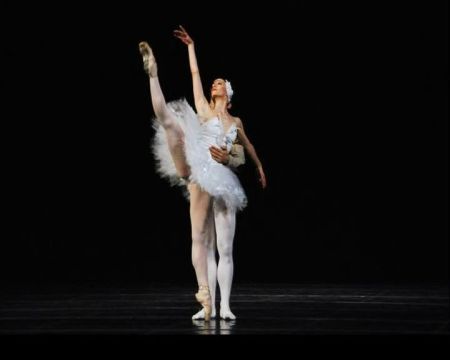 Balerina Adina Tudor